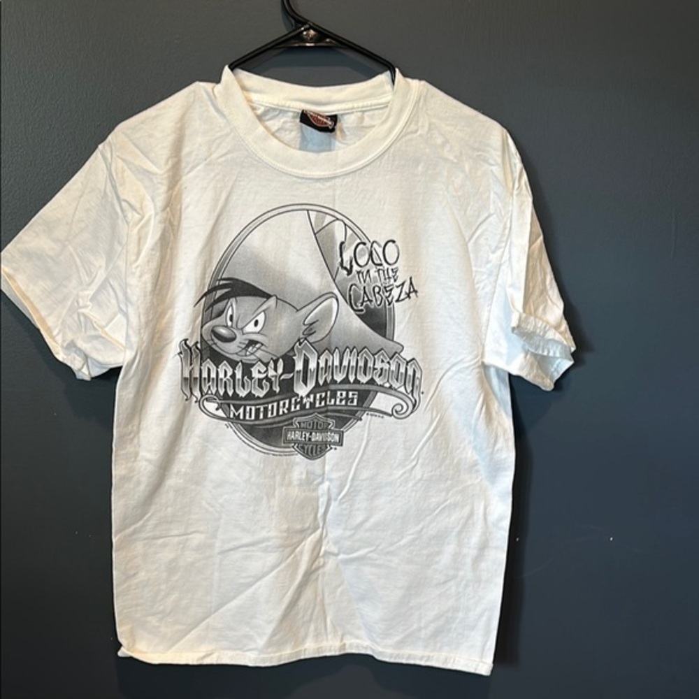 Harley-Davidson White Short Sleeve Tee with Graphic Design Size Medium